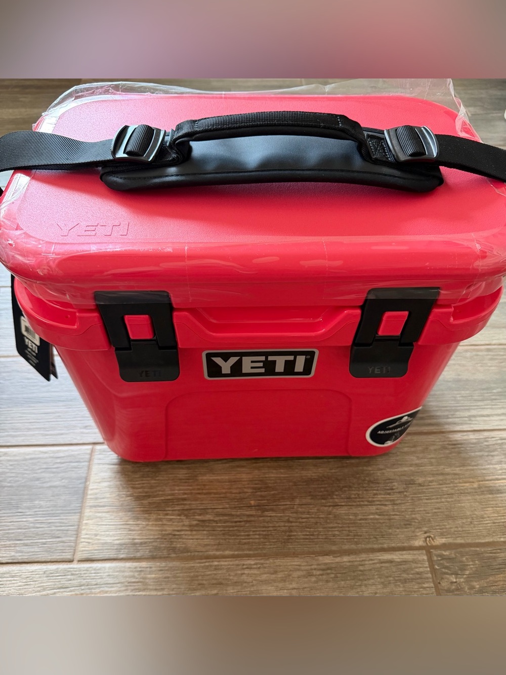 YETI Roadie 15 Bimini Pink Hard Cooler DoubleDuty Shoulder Strap (NWT)